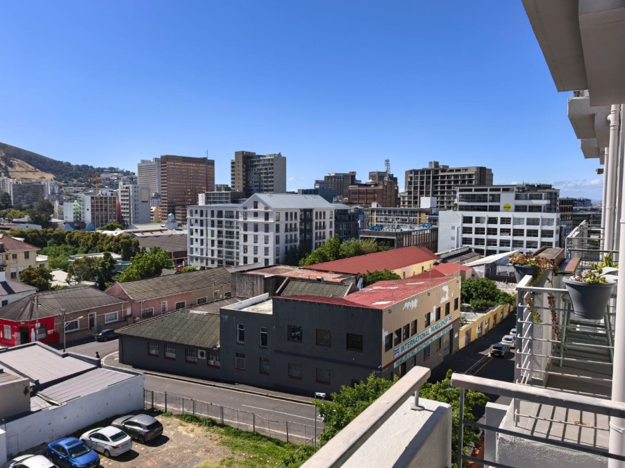 To Let 2 Bedroom Property for Rent in Gardens Western Cape
